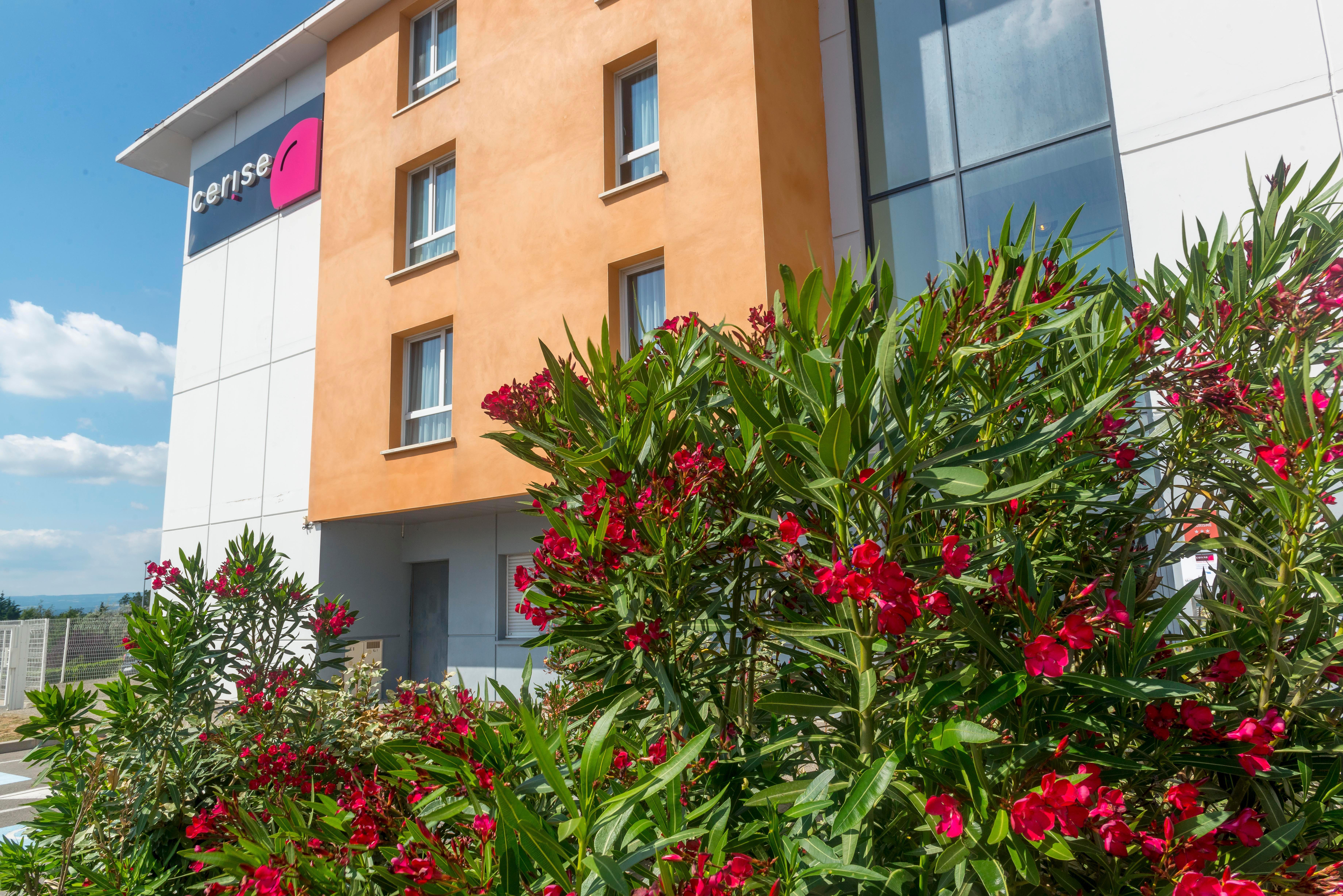 Comfort Aparthotel Каркассон Экстерьер фото